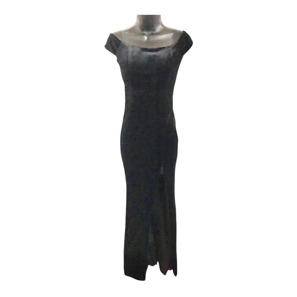 Black velvet goth gown boat neckline off shoulder maxi dress Size‎ 0 brand new